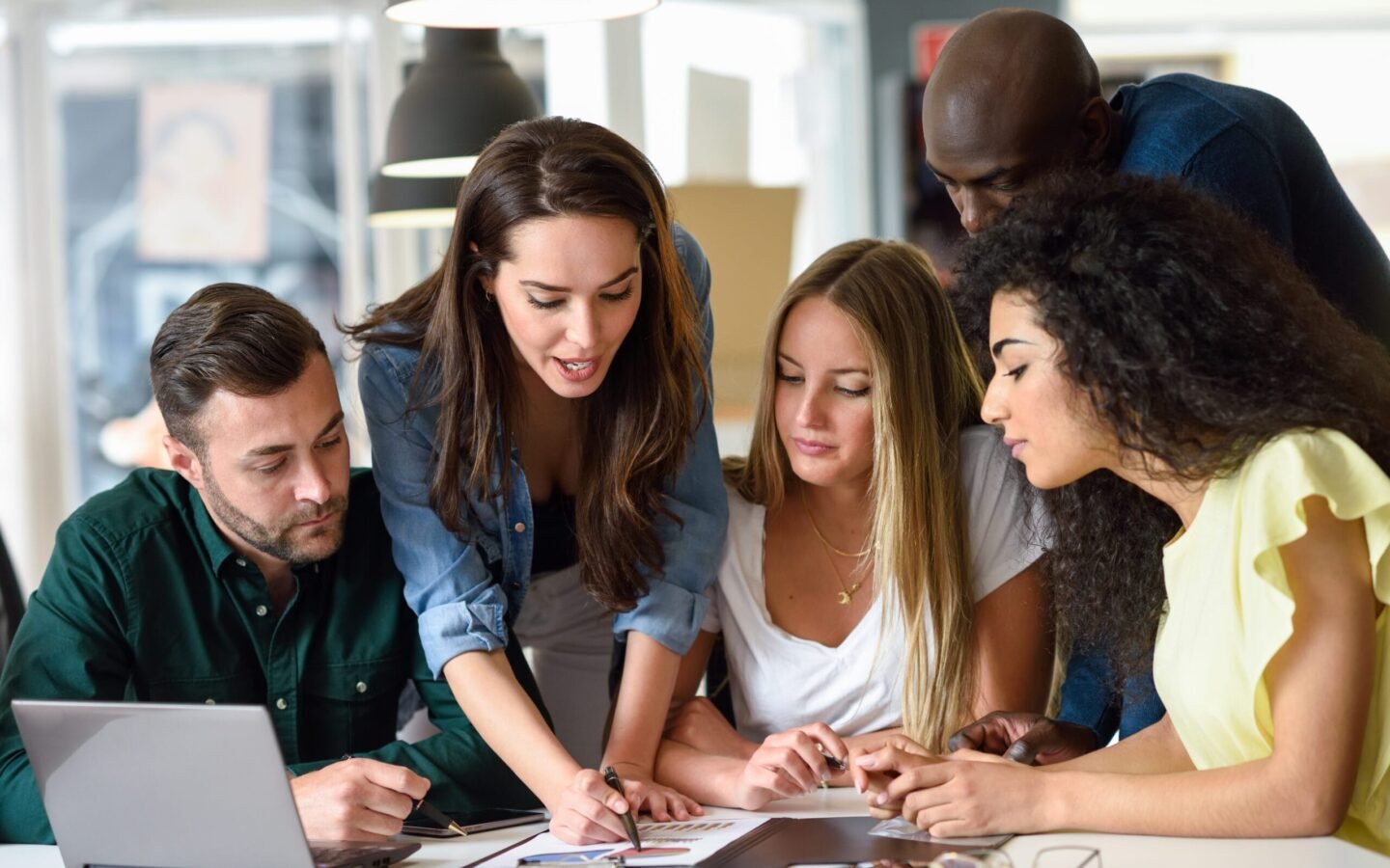 Online Learning vs Traditional Learning